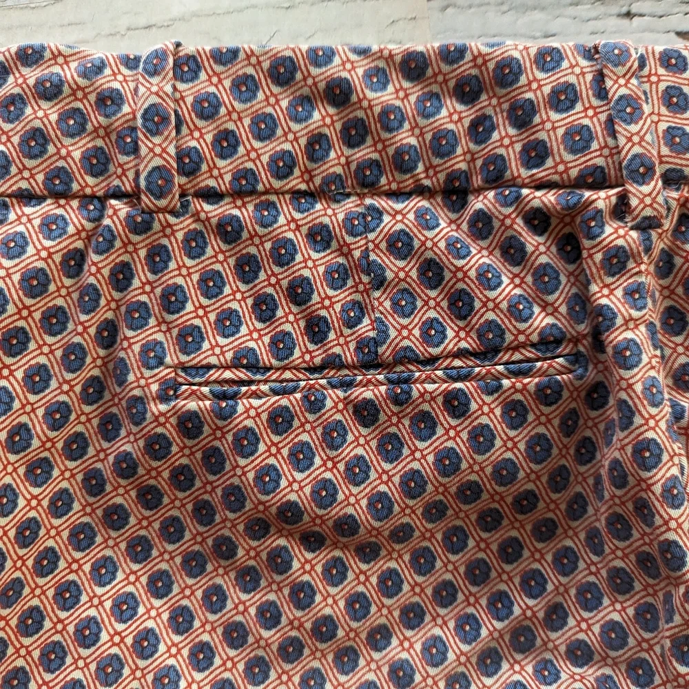 J. Crew Cafe Capri's Size 6 - Red, Cream and Blue Floral Print - Picture 8 of 12